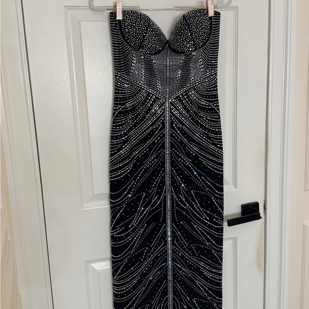 Fashion Nova Black and Silver Maxi Dress